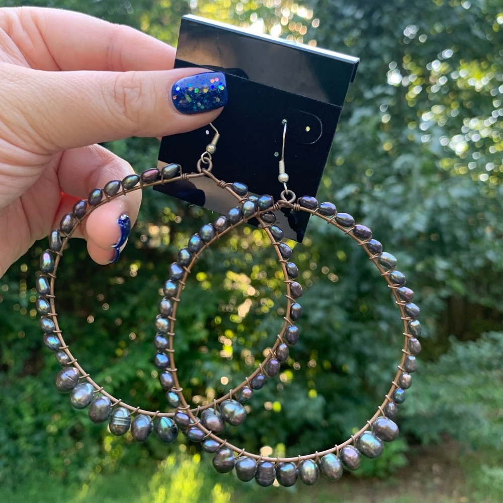 Iridescent Freshwater Pearl Hoop Earrings - Picture 10 of 16